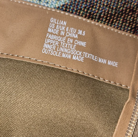 Boots Size 8 - Picture 4 of 6